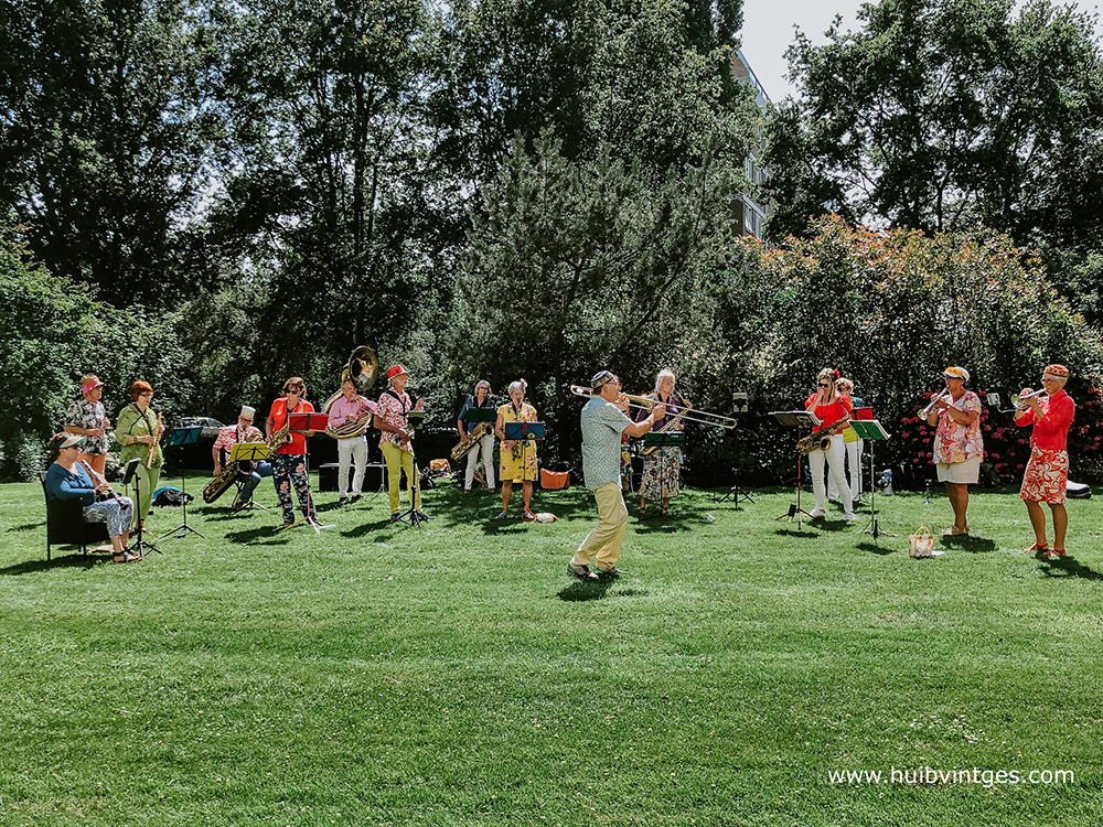 PARK: Orchester Eigenhulp Straatorkest