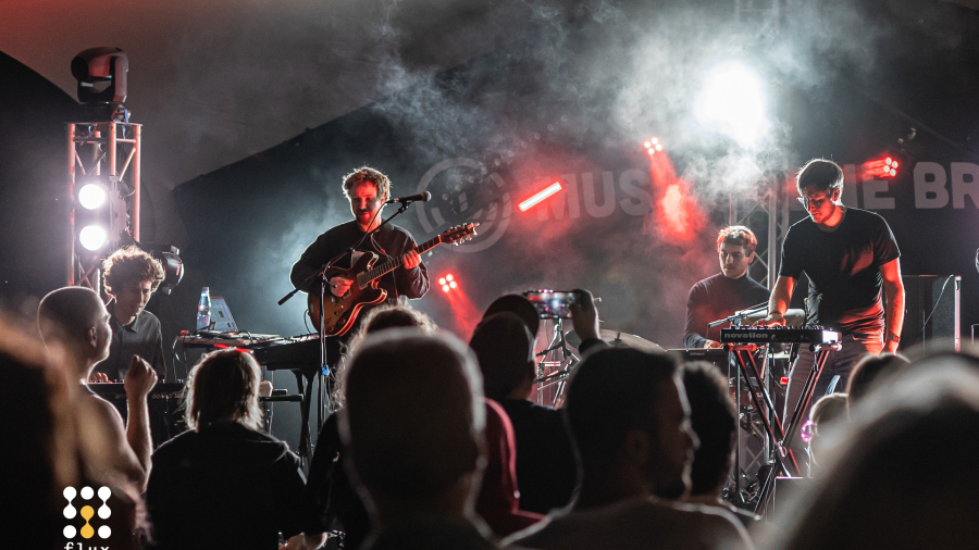 FLUX -LIVE: my amp just broke und DJs